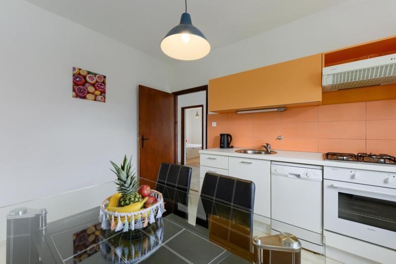 Apartments Yo Lee ビビニェ エクステリア 写真